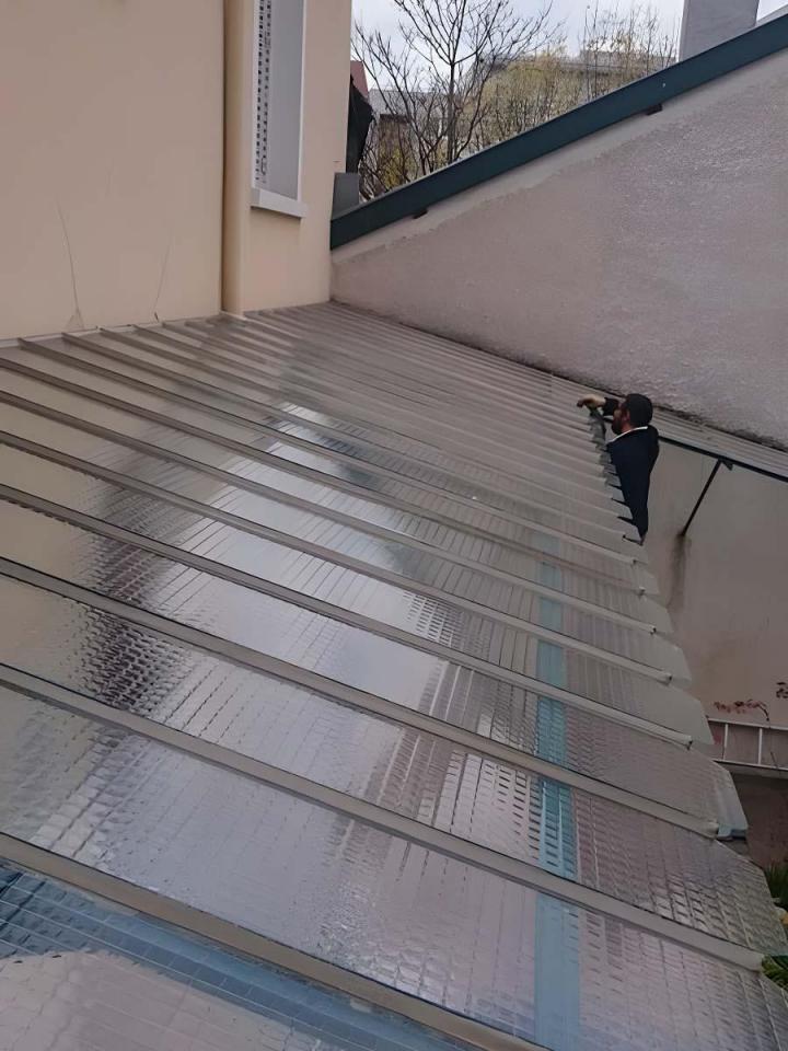 Installation de volets Décines-Charpieu 