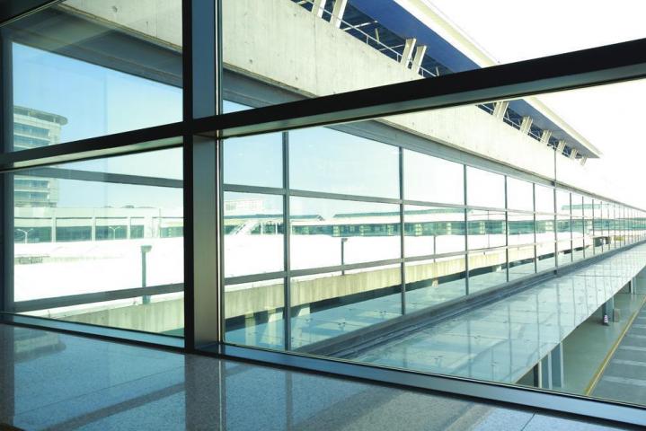 Travaux menuiseries Décines-Charpieu